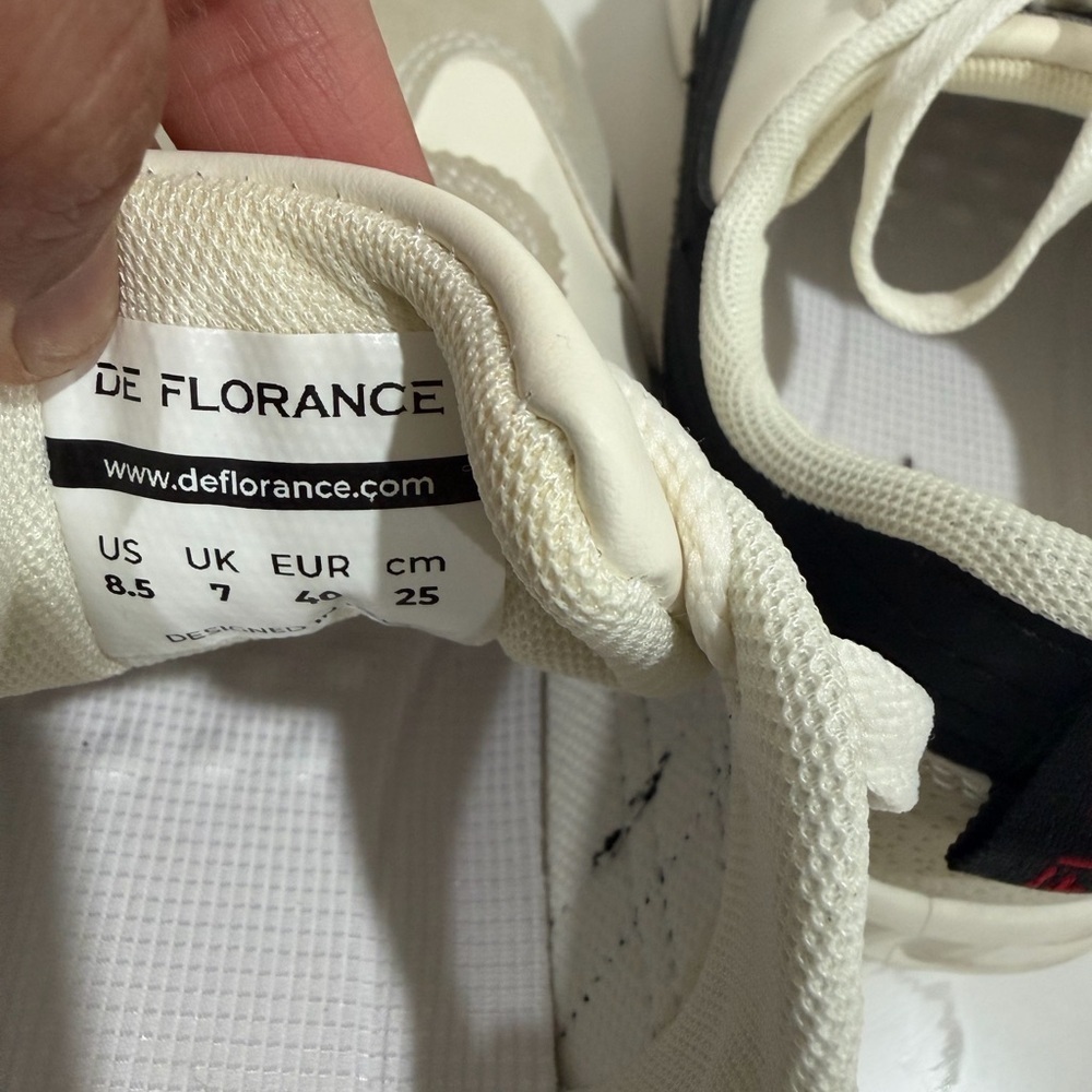 De Florance Size 8.5 DF Cloudea sneakers in beige and black - Picture 8 of 9